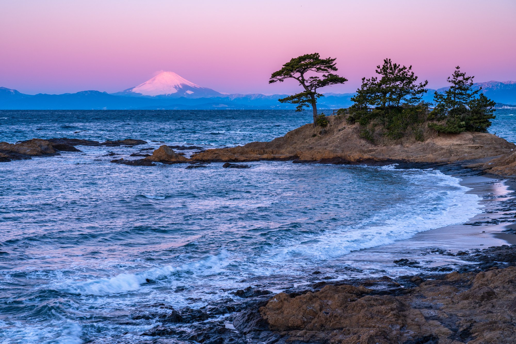 🏞️ 입석 공원(타테이시 코우엔) 이미지 1
